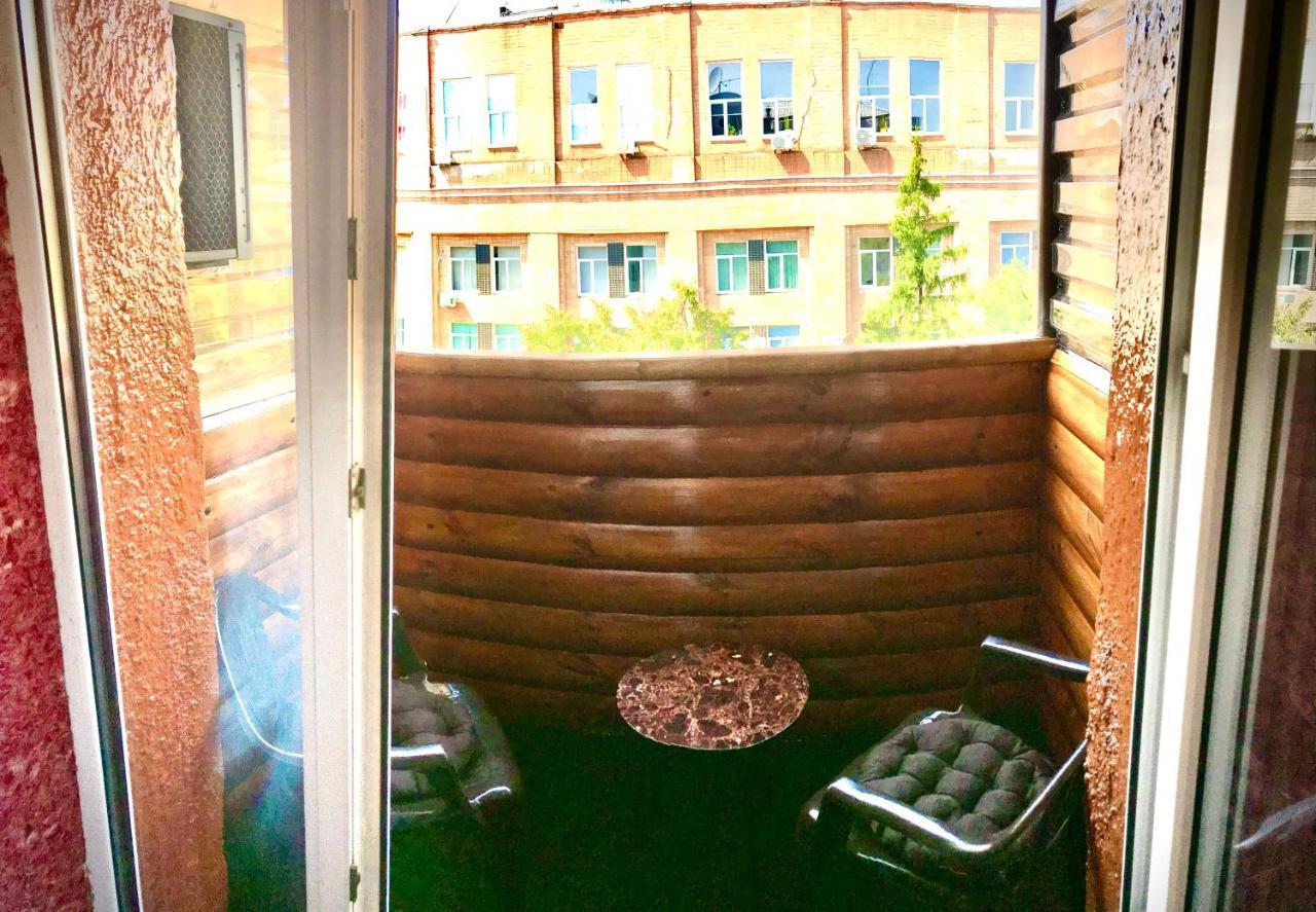 One-Bedroom Apartment On Gagarina Charkiw Exterior foto